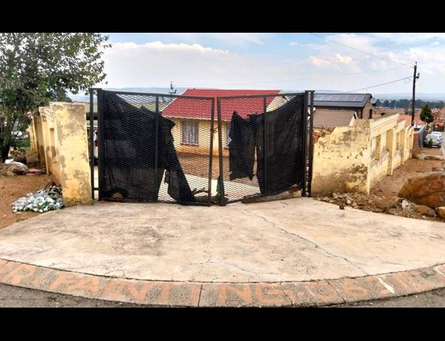 2 BEDROOM HOUSE FOR SALE IN NATURENA